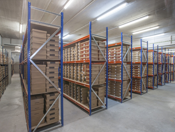 Narrow Aisle Shelving